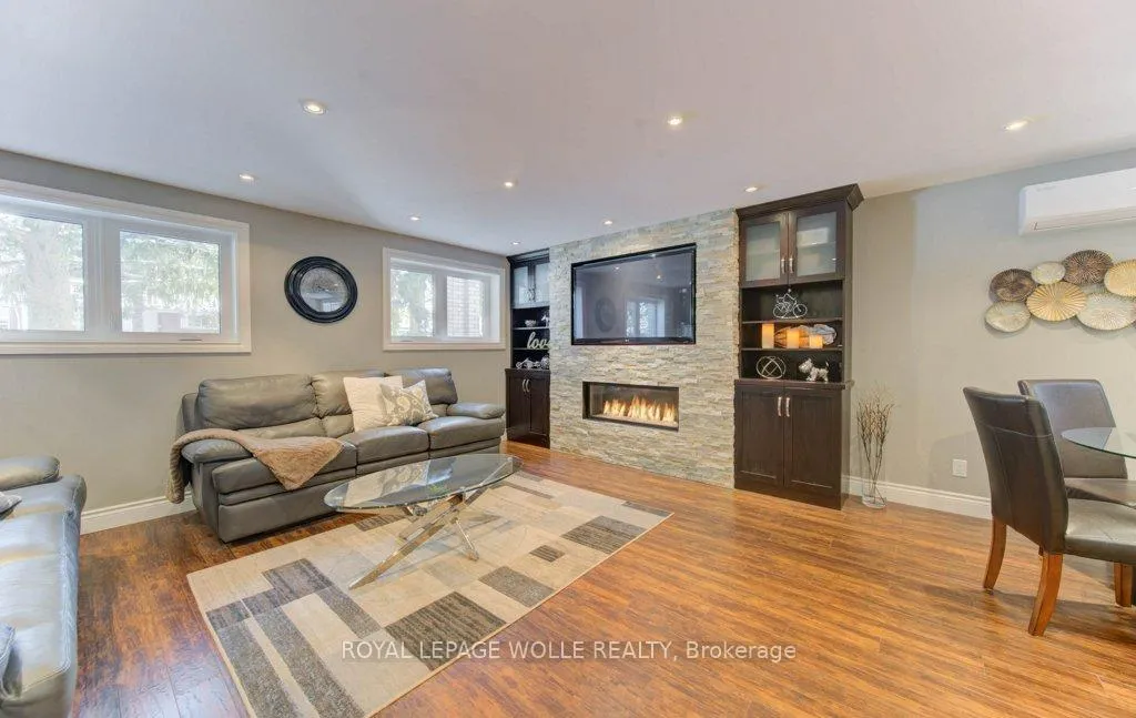 Photo 31 of 67 Inwood Crescent, Kitchener — HOMEH