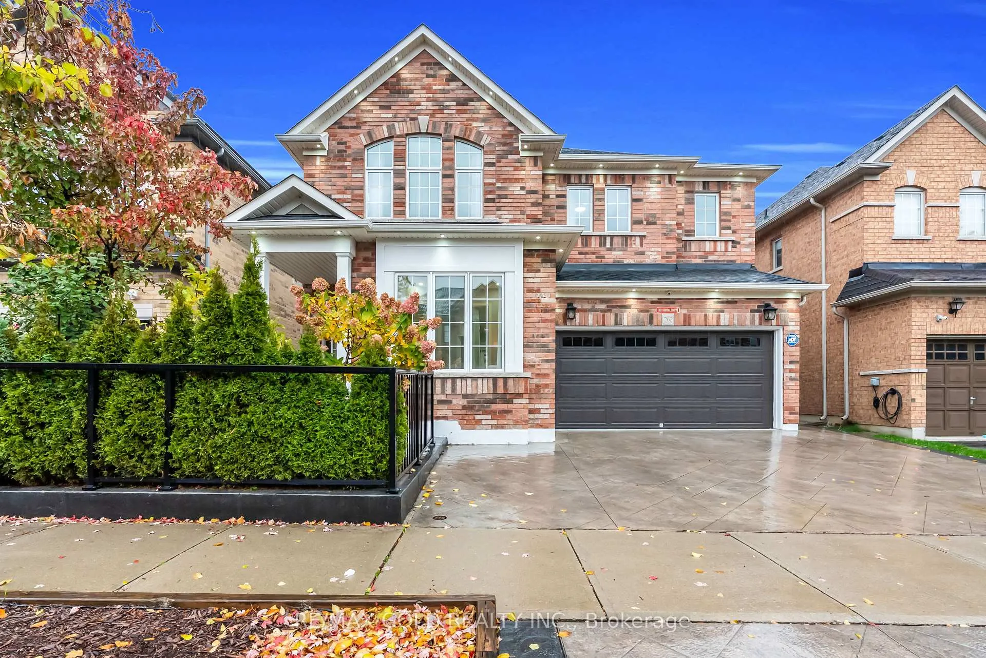 Photo 2 of 262 Swindale Drive, Milton, Scott — HOMEH