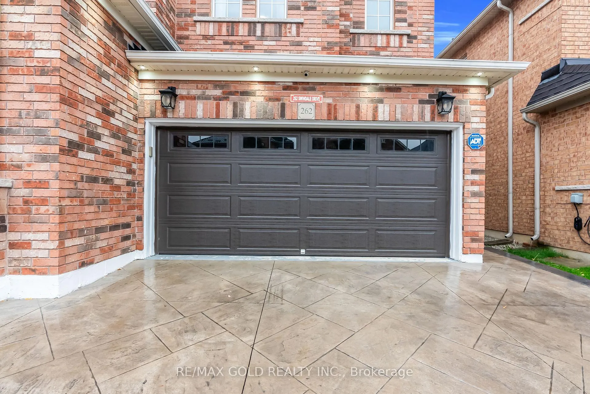 Photo 3 of 262 Swindale Drive, Milton, Scott — HOMEH