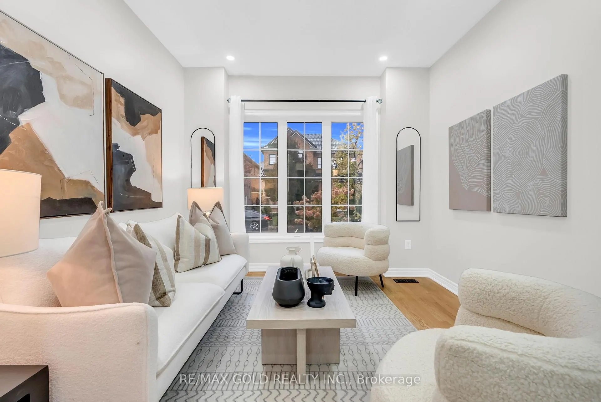 Photo 6 of 262 Swindale Drive, Milton, Scott — HOMEH