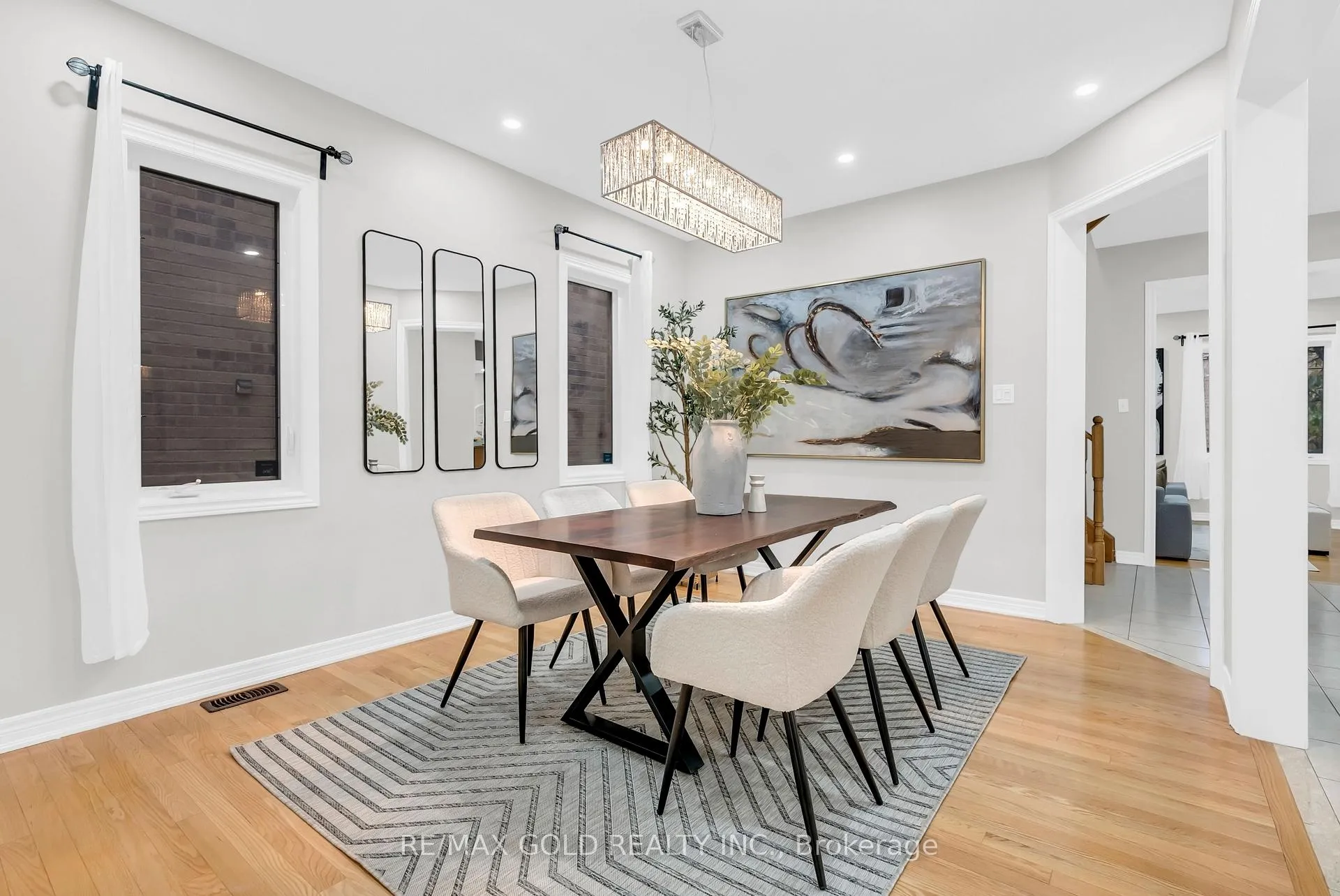 Photo 9 of 262 Swindale Drive, Milton, Scott — HOMEH