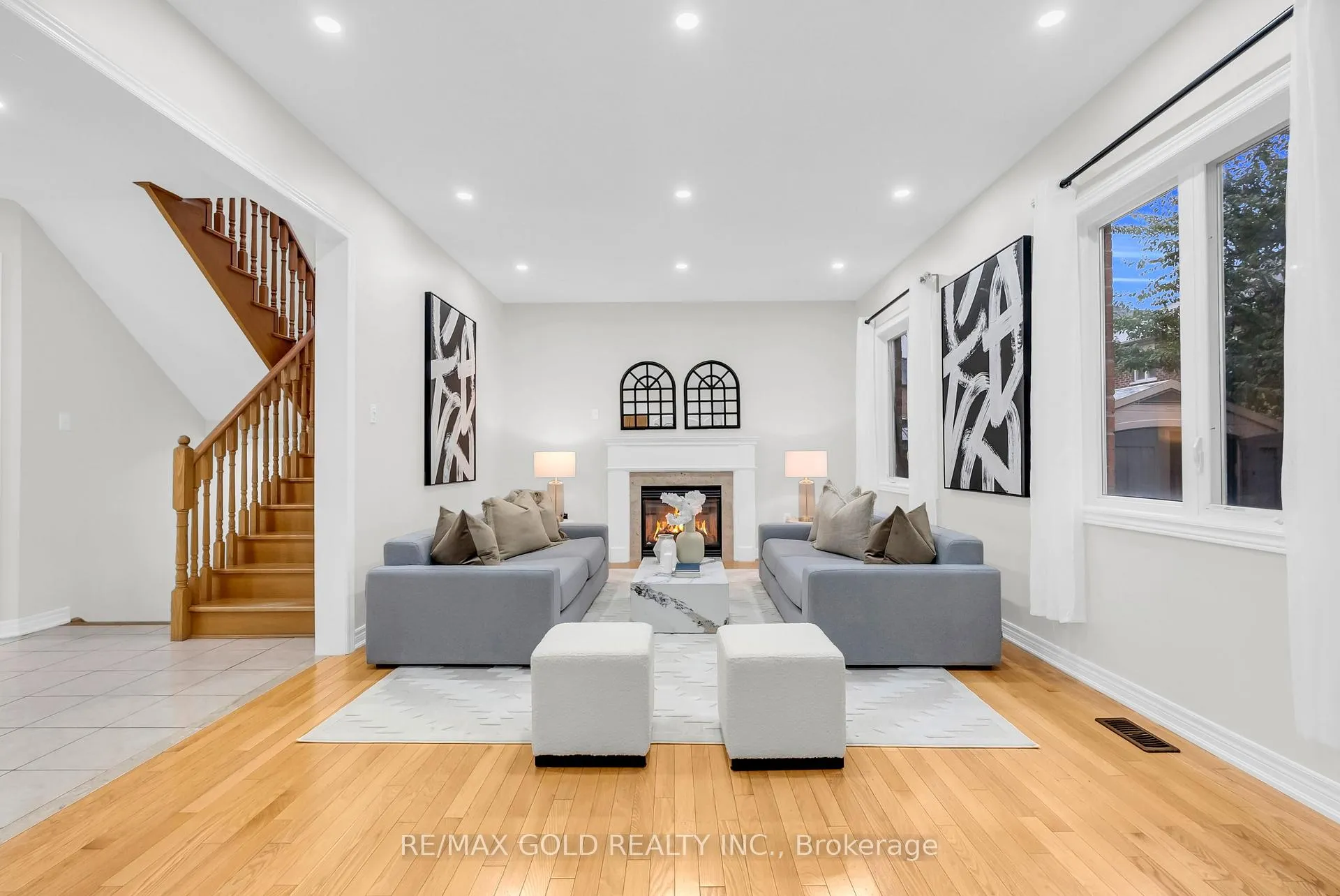 Photo 13 of 262 Swindale Drive, Milton, Scott — HOMEH