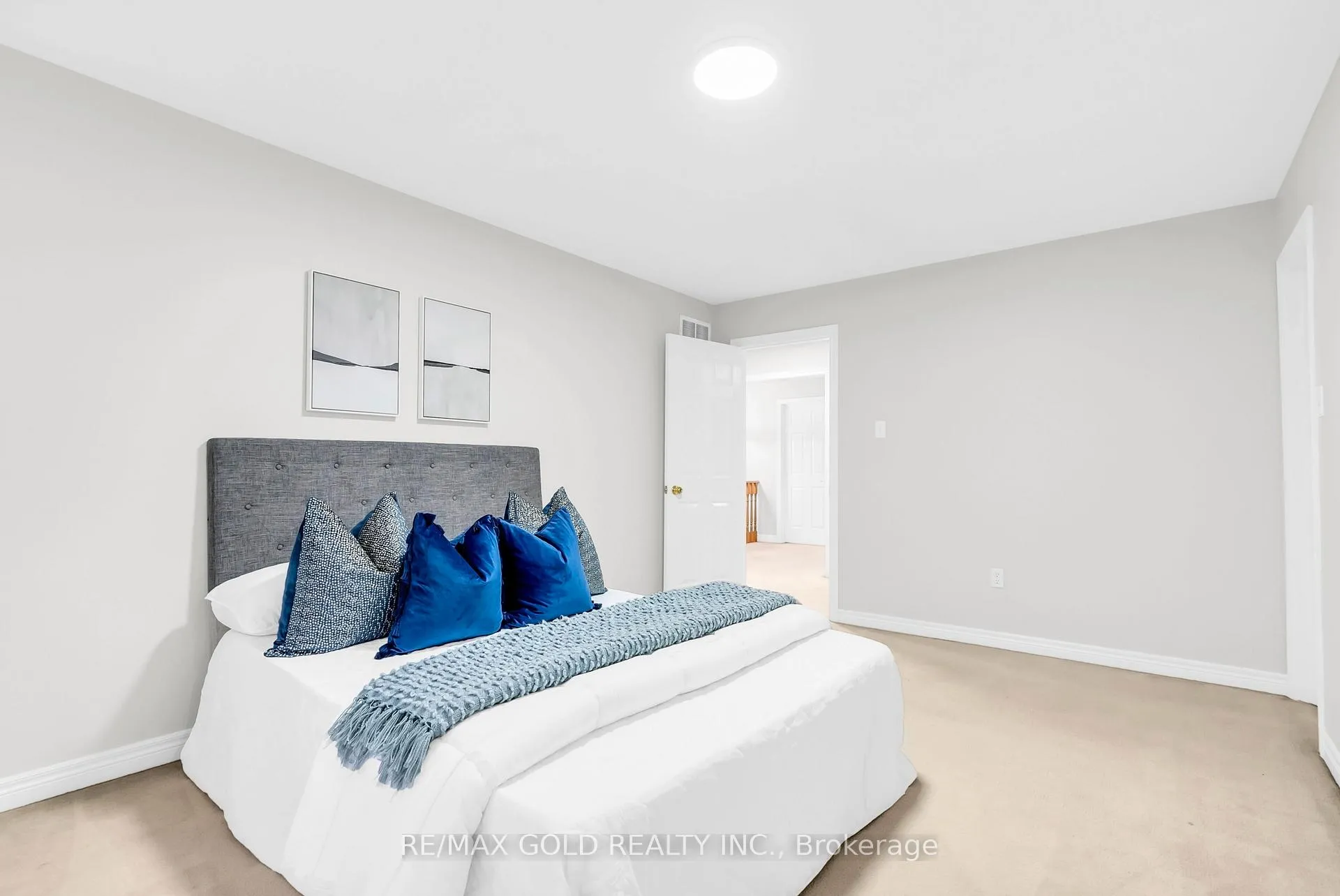Photo 40 of 262 Swindale Drive, Milton, Scott — HOMEH