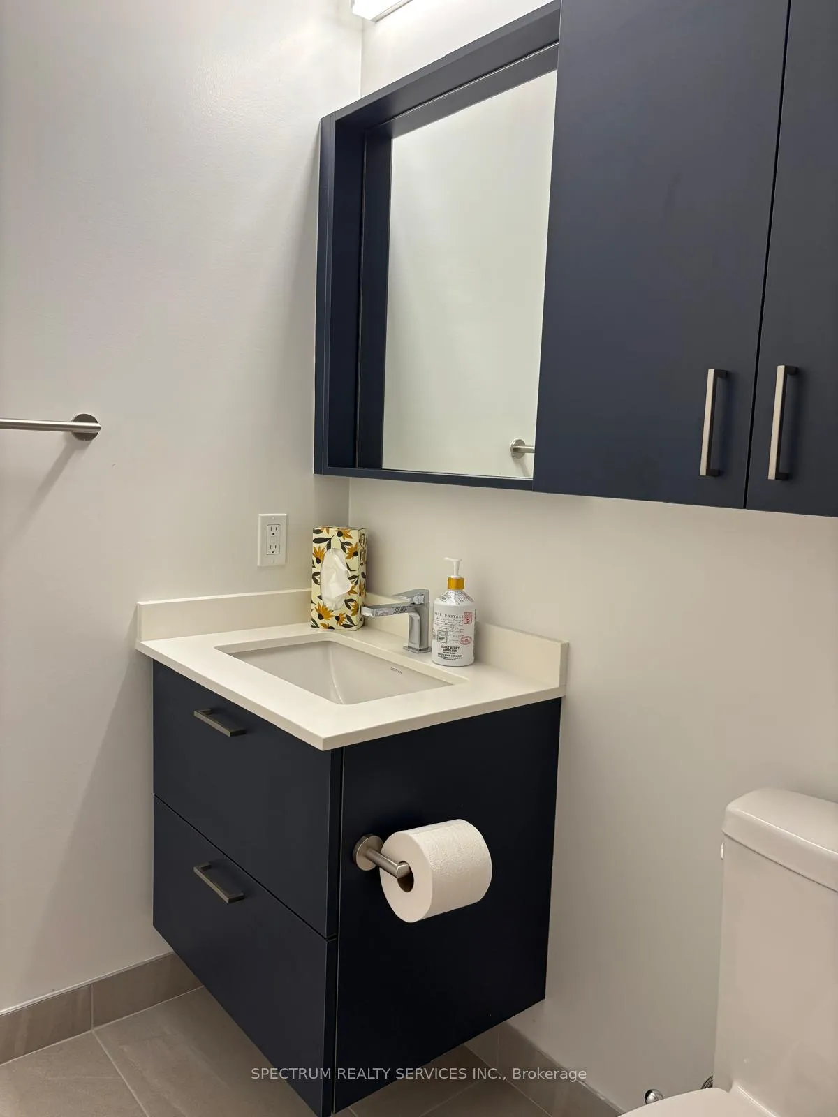 Photo 11 of Unit 3306, 30 Upper Mall Way, Vaughan, Brownridge — HOMEH