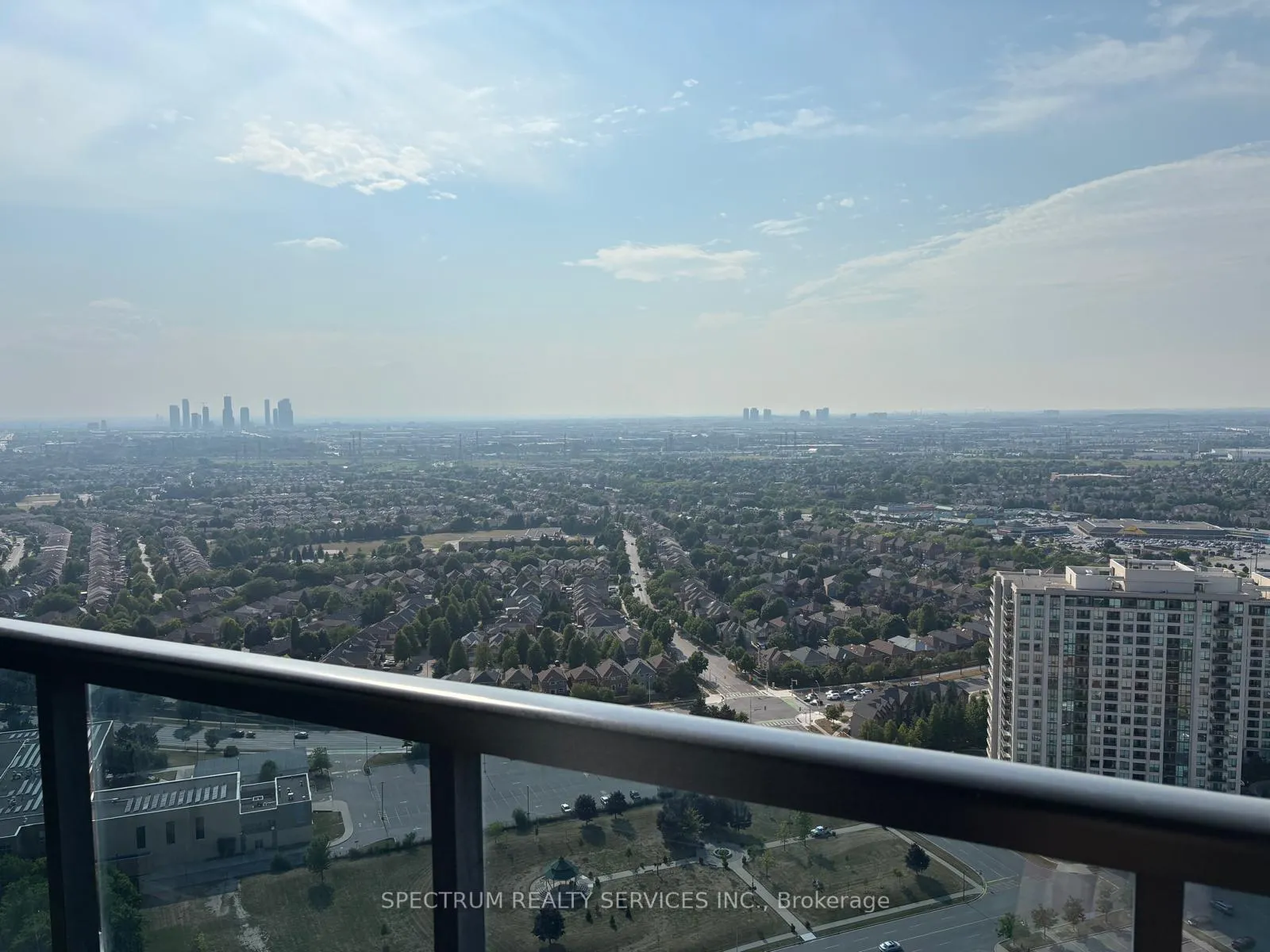 Photo 15 of Unit 3306, 30 Upper Mall Way, Vaughan, Brownridge — HOMEH
