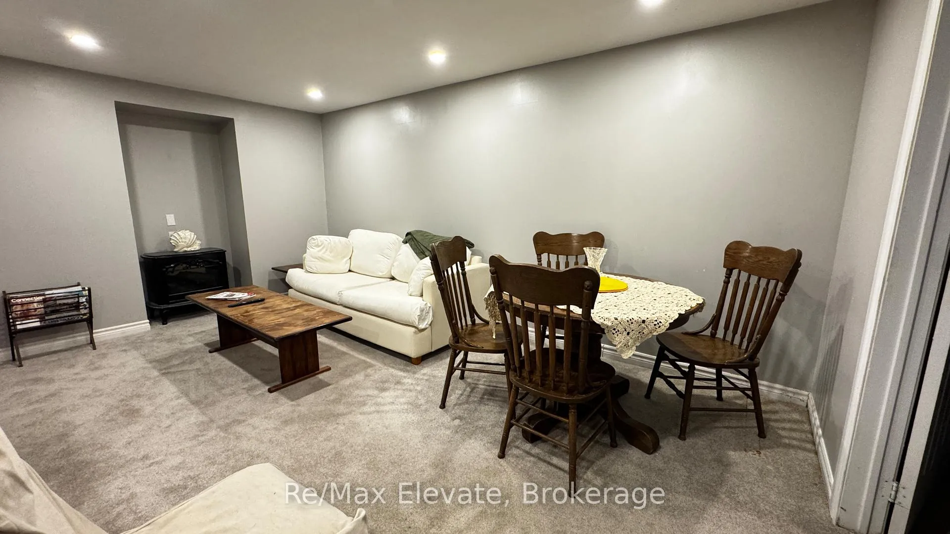 Photo 8 of 1226 Canborough Crescent, Pickering, Liverpool — HOMEH