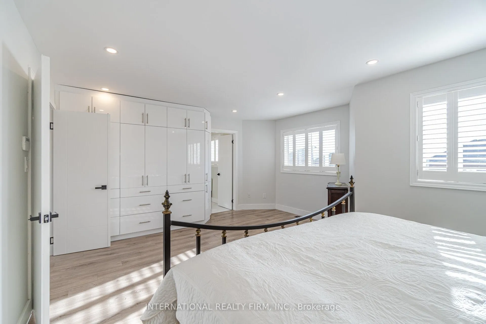 Photo 23 of 67 Rosanna Crescent, Vaughan, Maple — HOMEH