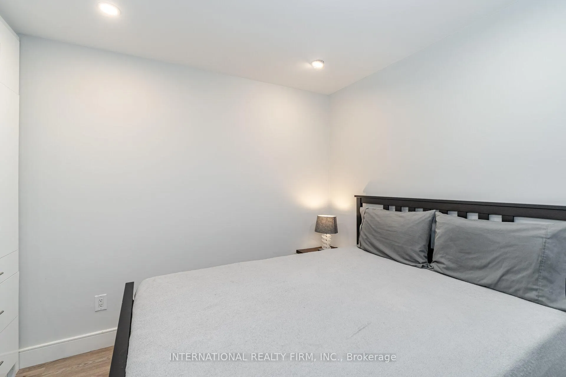 Photo 28 of 67 Rosanna Crescent, Vaughan, Maple — HOMEH