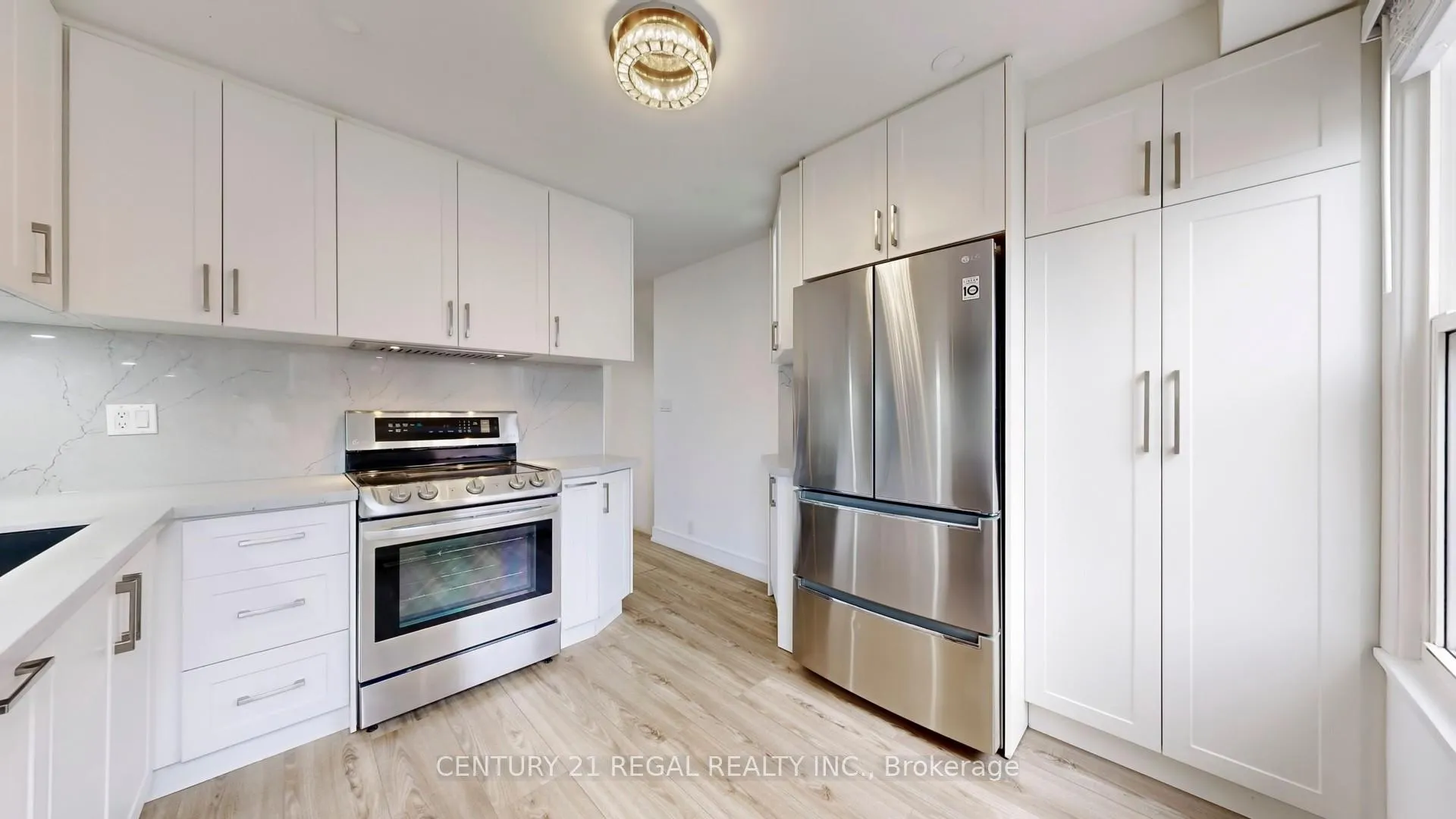 Photo 13 of 1664 John Street, Markham, Bayview Fairway-Bayview Country Club Estates — HOMEH