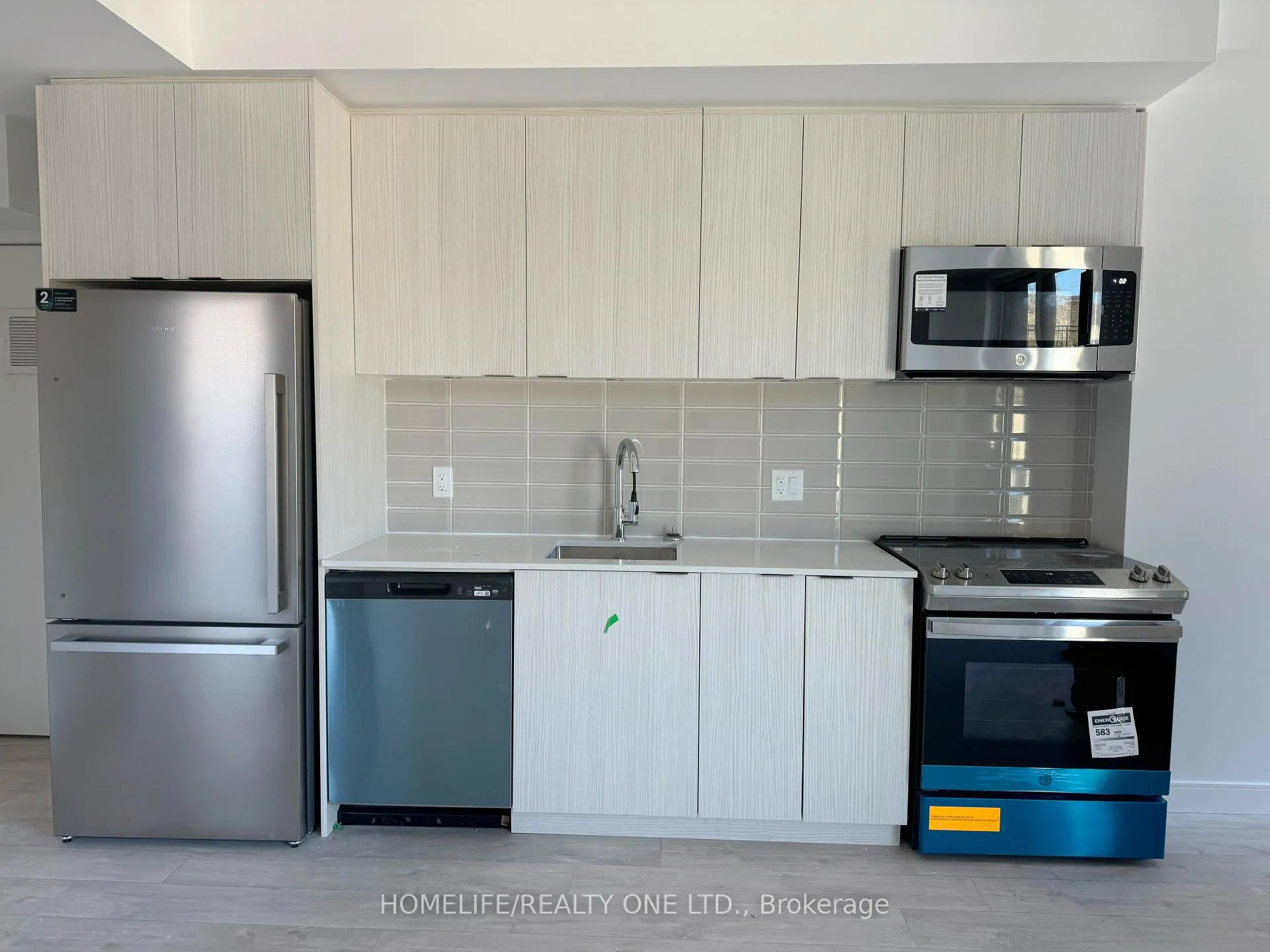 Front of Unit 2, 176 Clonmore Drive
