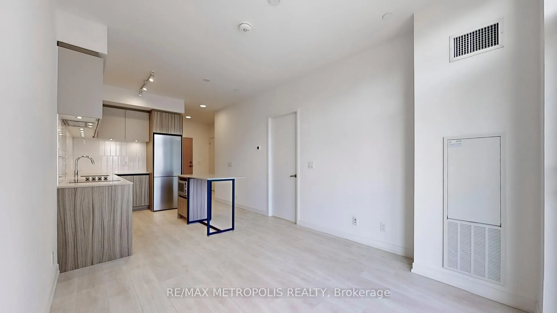 Photo 4 of Unit 610, 8 Beverley Glen Boulevard, Vaughan, Beverley Glen — HOMEH