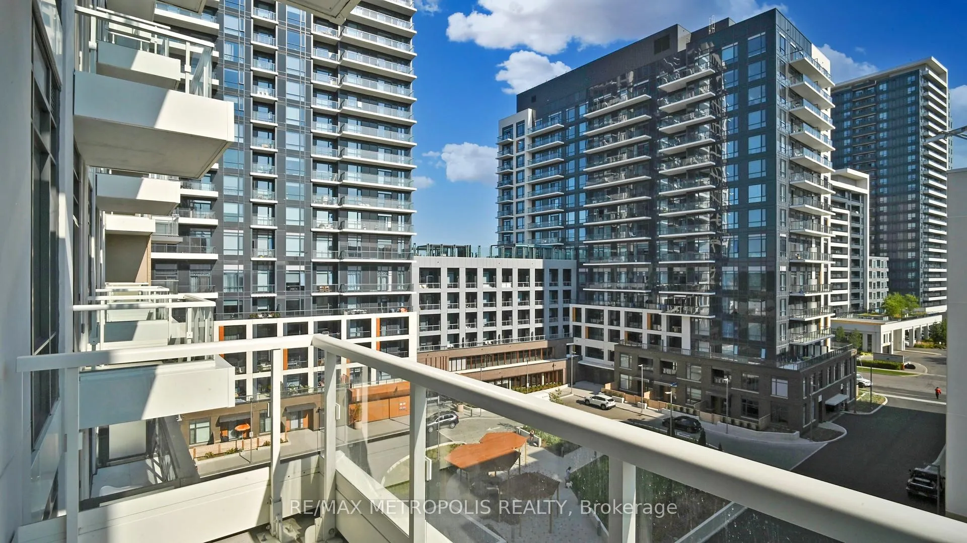 Photo 21 of Unit 610, 8 Beverley Glen Boulevard, Vaughan, Beverley Glen — HOMEH