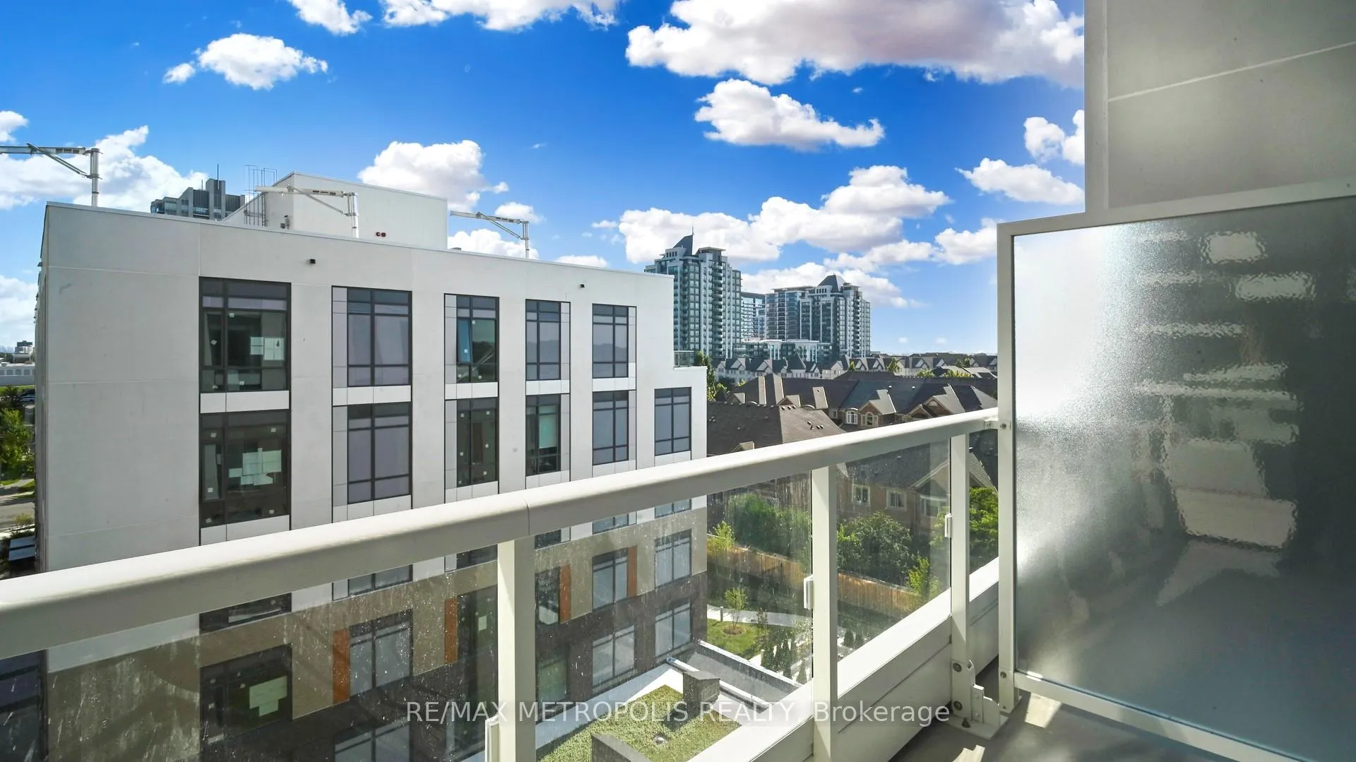 Photo 22 of Unit 610, 8 Beverley Glen Boulevard, Vaughan, Beverley Glen — HOMEH
