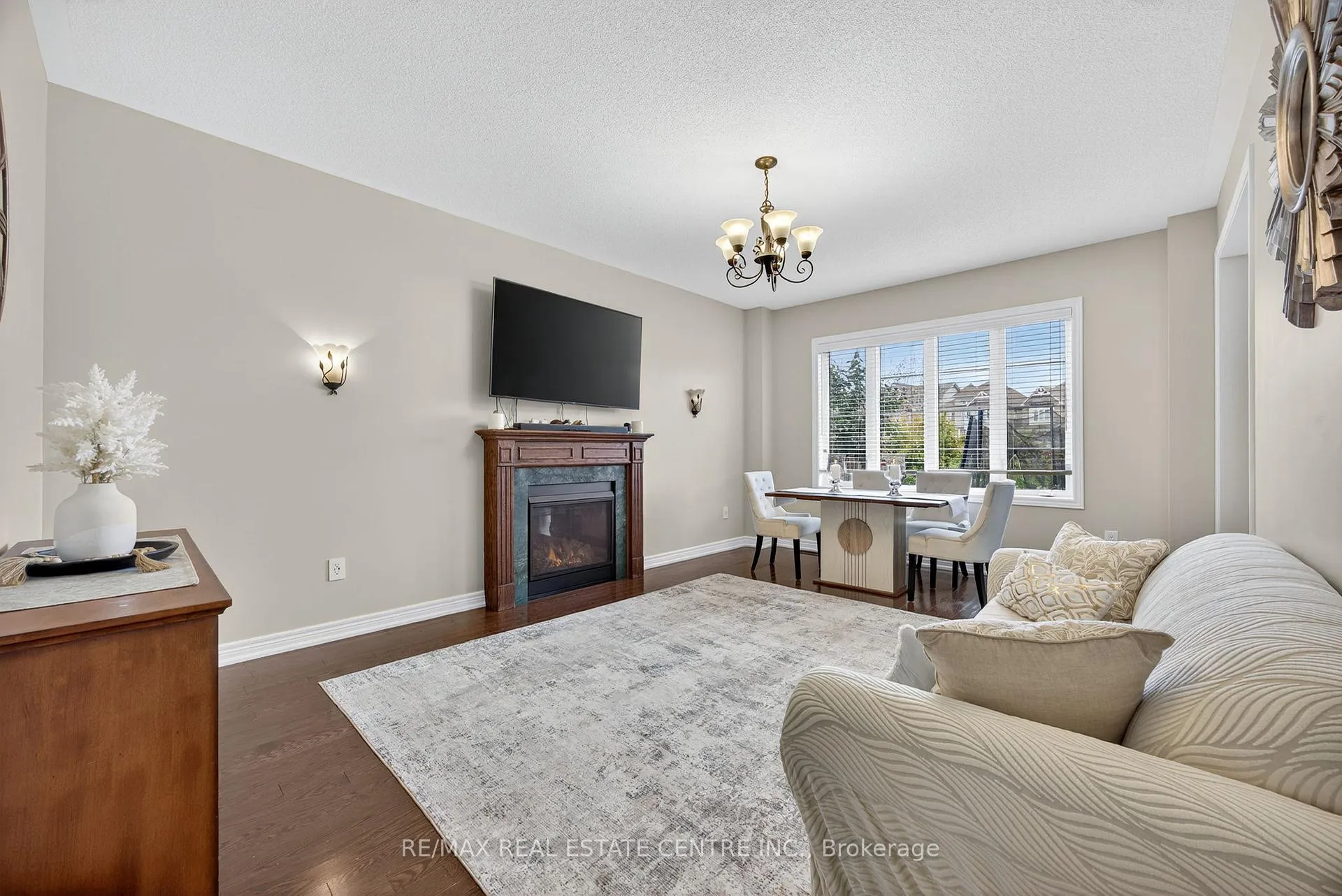 Photo 9 of 11 Fieldstone Lane Avenue, Caledon, Rural Caledon — HOMEH