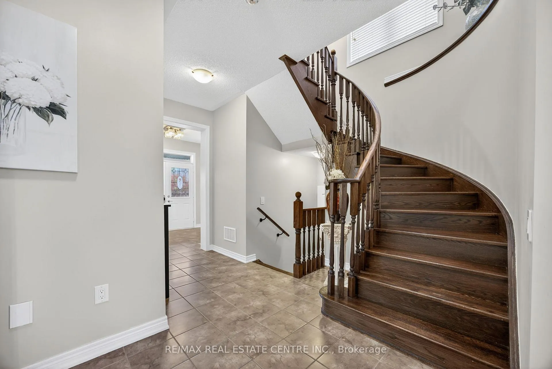 Photo 14 of 11 Fieldstone Lane Avenue, Caledon, Rural Caledon — HOMEH