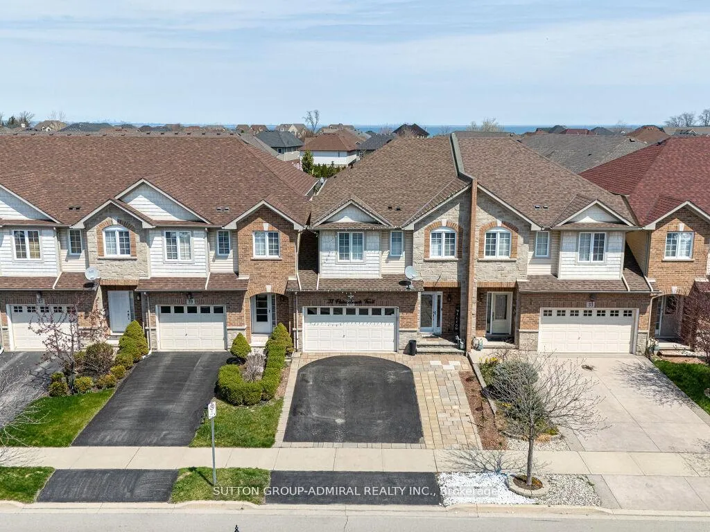 Photo 45 of 31 Palacebeach Trail, Hamilton, Stoney Creek — HOMEH
