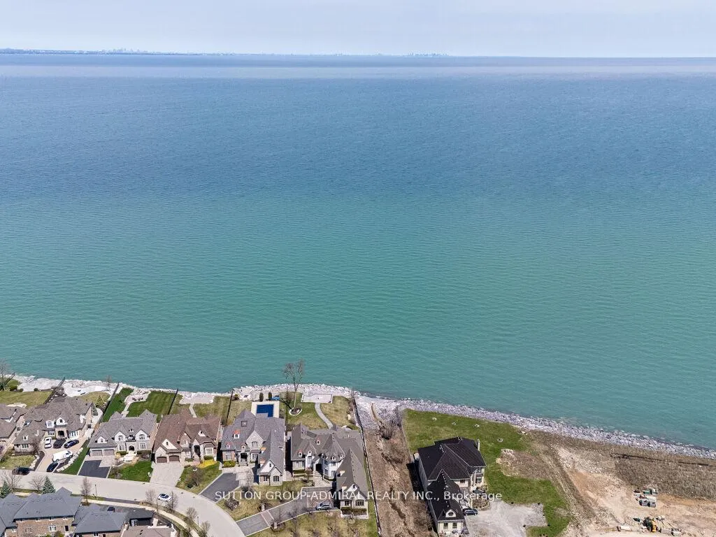 Photo 50 of 31 Palacebeach Trail, Hamilton, Stoney Creek — HOMEH