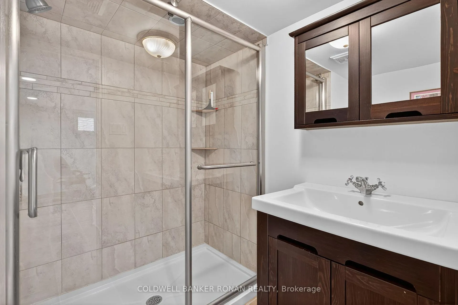 Photo 31 of 2 Lionel Stone Avenue E, New Tecumseth, Tottenham — HOMEH