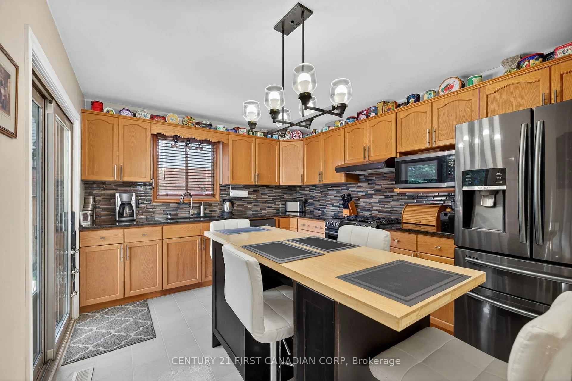 Photo 12 of 19 Hemlock Boulevard, Strathroy-Caradoc, SE — HOMEH