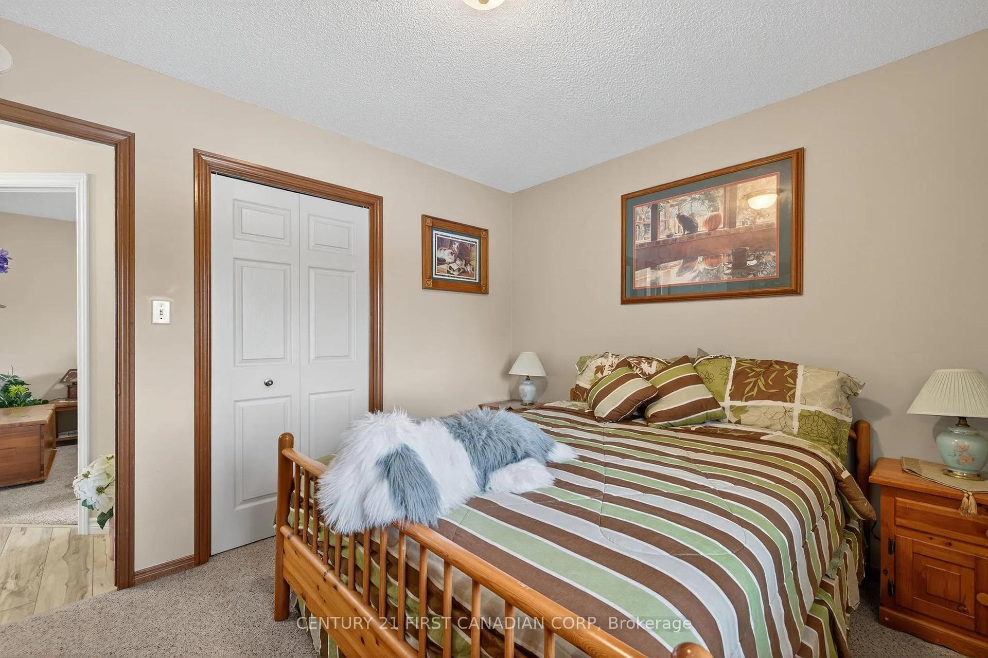 Photo 20 of 19 Hemlock Boulevard, Strathroy-Caradoc, SE — HOMEH