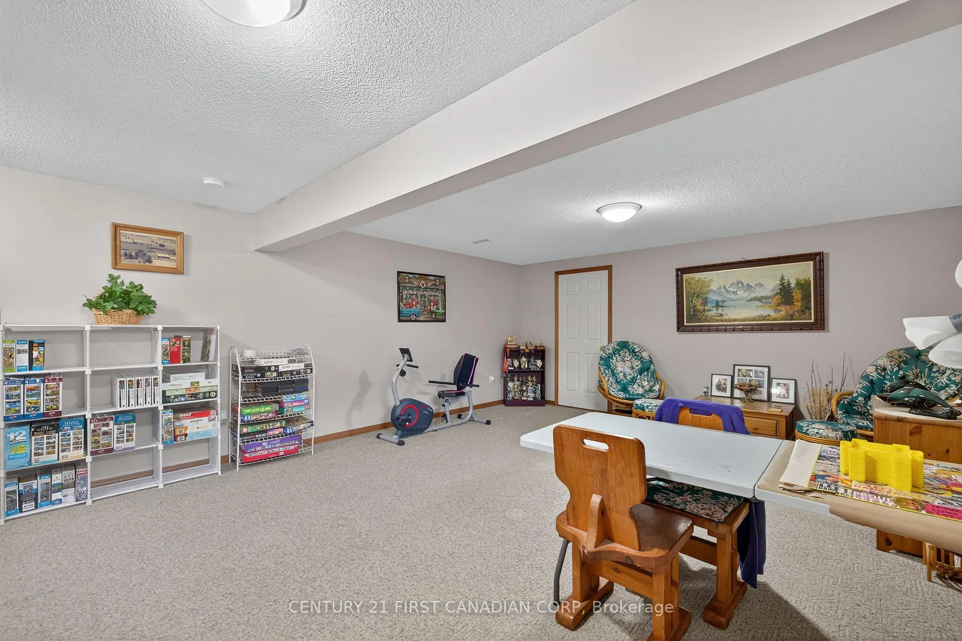 Photo 29 of 19 Hemlock Boulevard, Strathroy-Caradoc, SE — HOMEH