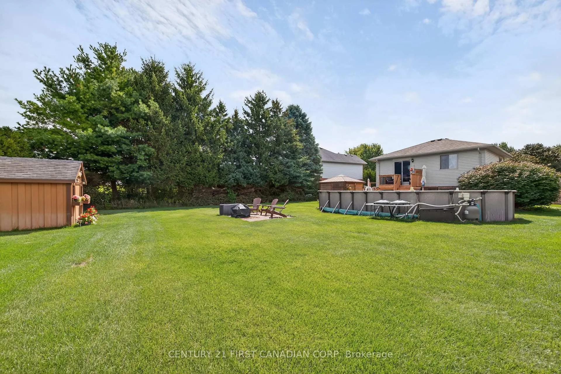 Photo 37 of 19 Hemlock Boulevard, Strathroy-Caradoc, SE — HOMEH