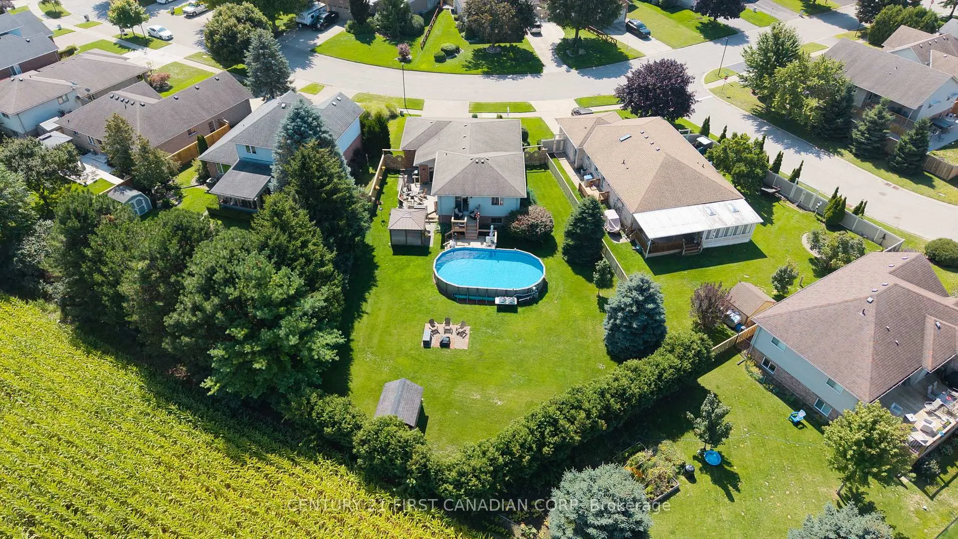 Photo 50 of 19 Hemlock Boulevard, Strathroy-Caradoc, SE — HOMEH