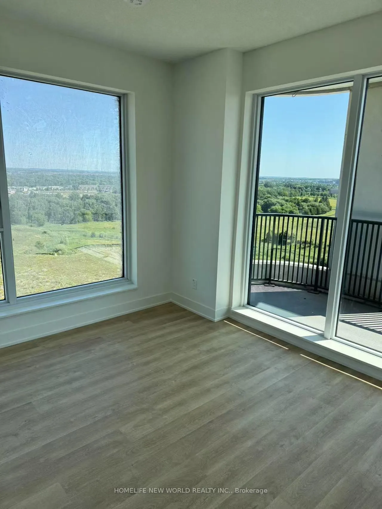 Photo 5 of Unit 1218, 56 Andre De Grasse Street, Markham, Unionville — HOMEH