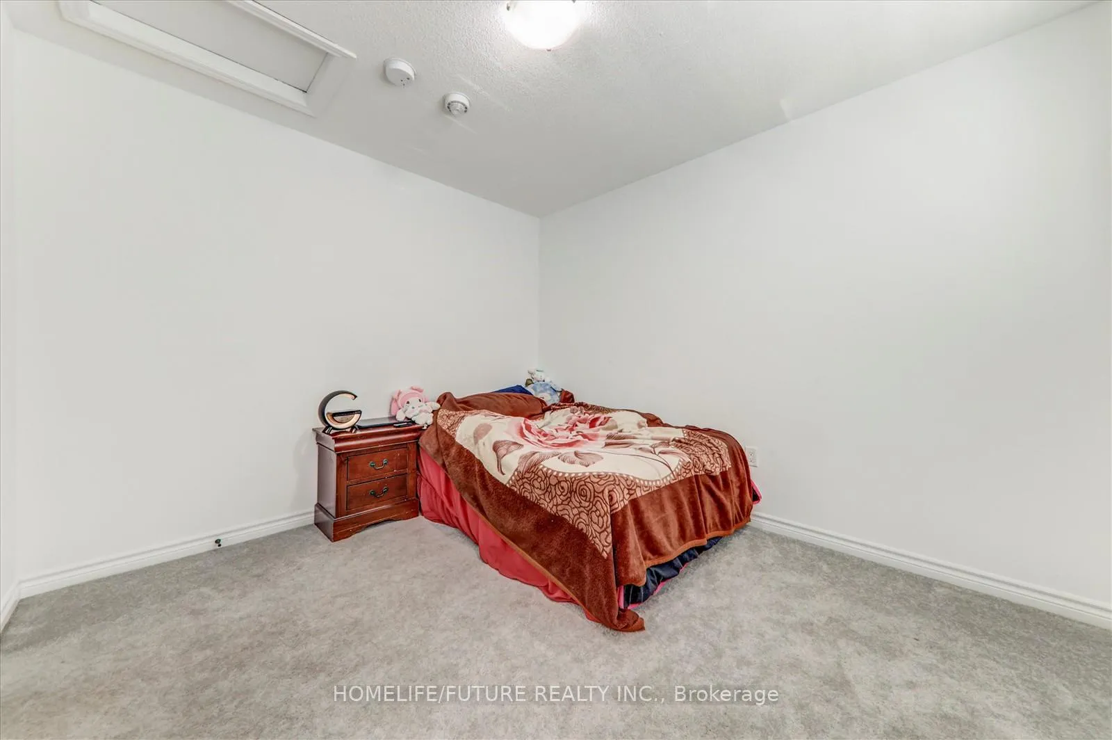 Photo 27 of 30 Arthur Mclaughlin Street, Clarington, Bowmanville — HOMEH