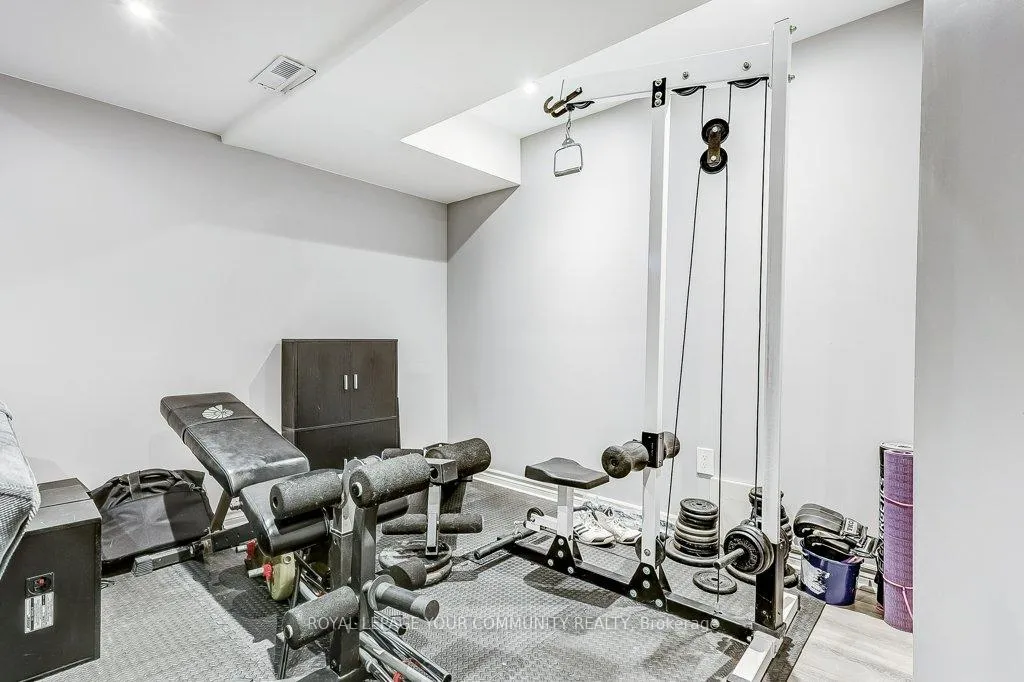 Photo 31 of 137 Fimco Crescent, Markham, Greensborough — HOMEH