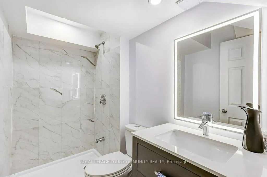 Photo 33 of 137 Fimco Crescent, Markham, Greensborough — HOMEH