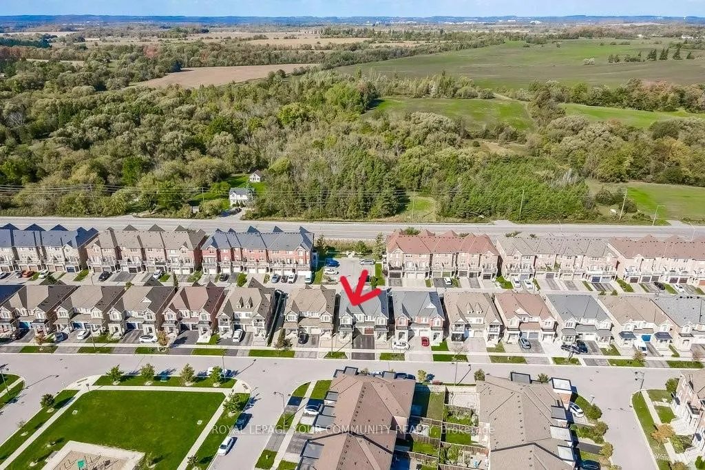 Photo 37 of 137 Fimco Crescent, Markham, Greensborough — HOMEH