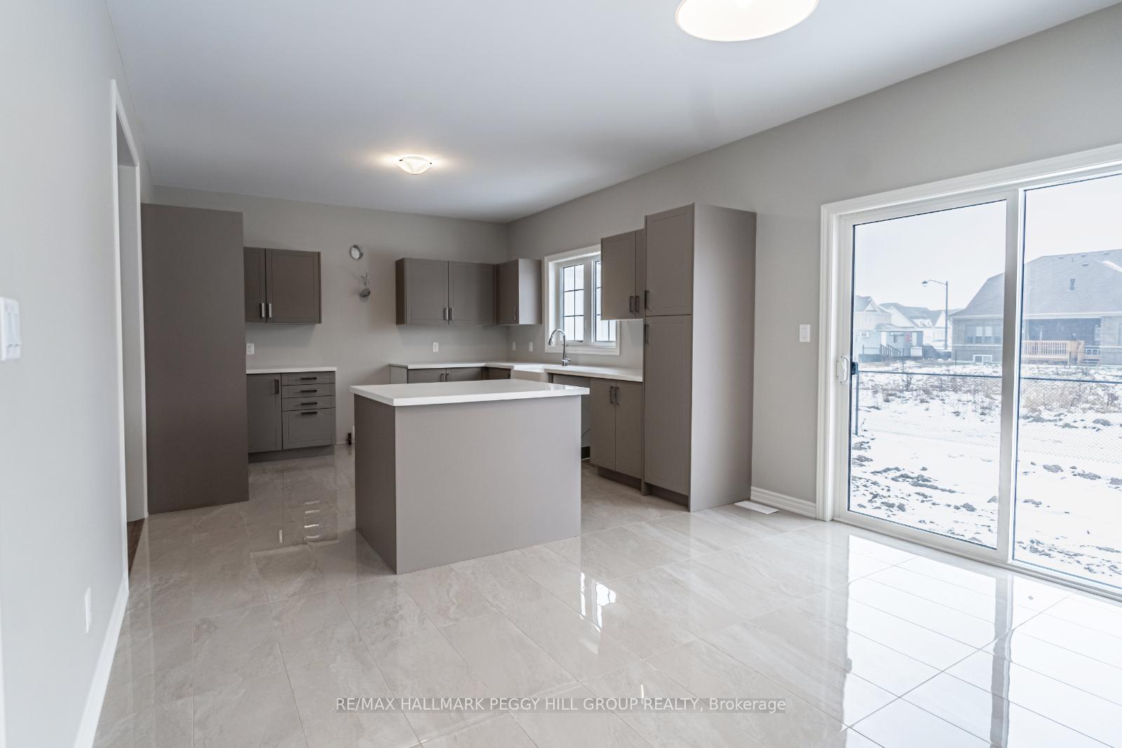 Photo 6 of 240 Springfield Crescent, Clearview, Stayner — HOMEH