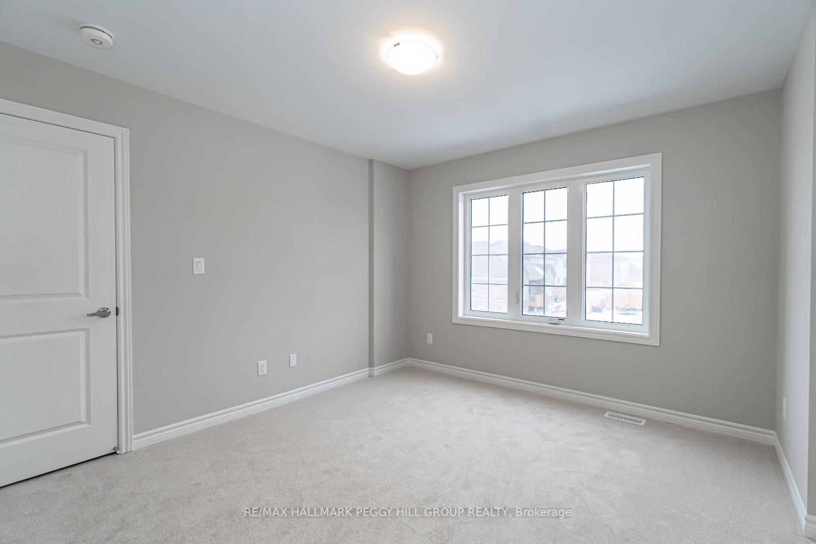 Photo 16 of 240 Springfield Crescent, Clearview, Stayner — HOMEH