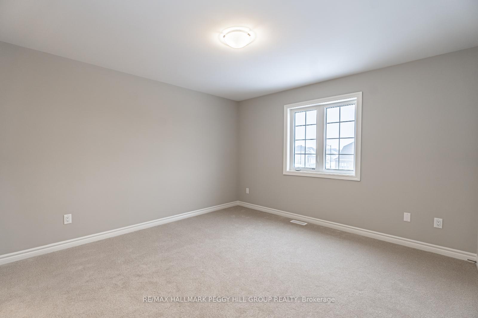 Photo 17 of 240 Springfield Crescent, Clearview, Stayner — HOMEH