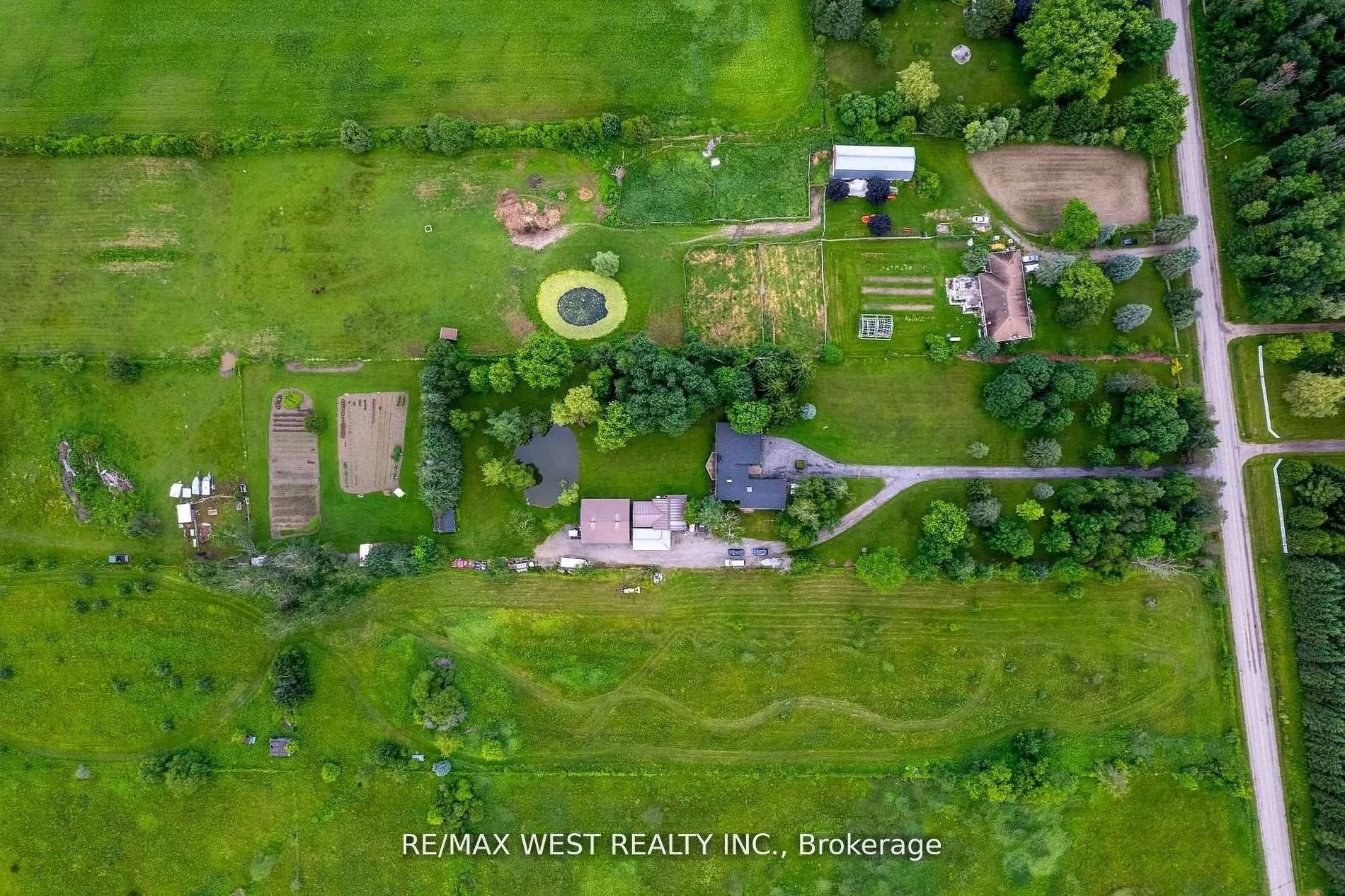 Photo 2 of 5878 4th Line, New Tecumseth, Rural New Tecumseth — HOMEH
