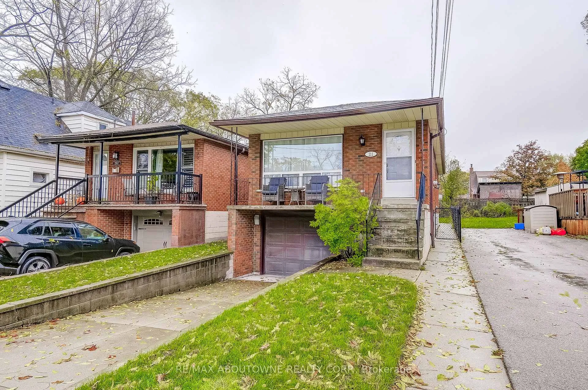 Photo 1 of 211 East 8th Street, Hamilton, Centremount — HOMEH