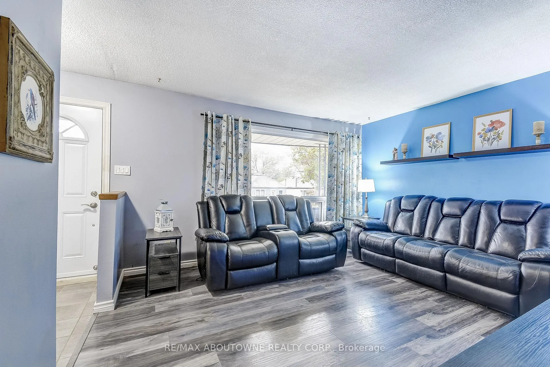 Photo 8 of 211 East 8th Street, Hamilton, Centremount — HOMEH