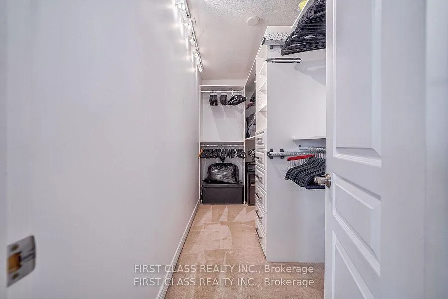 Photo 13 of 12 Glaceport Crescent, Markham, Victoria Manor-Jennings Gate — HOMEH