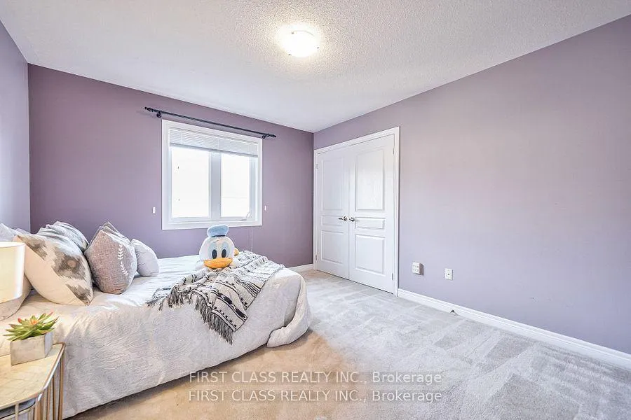 Photo 17 of 12 Glaceport Crescent, Markham, Victoria Manor-Jennings Gate — HOMEH