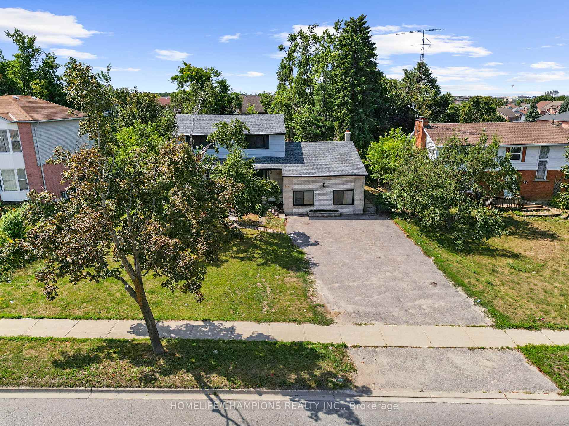 Photo 2 of 480 St Vincent Street, Barrie, Cundles East — HOMEH