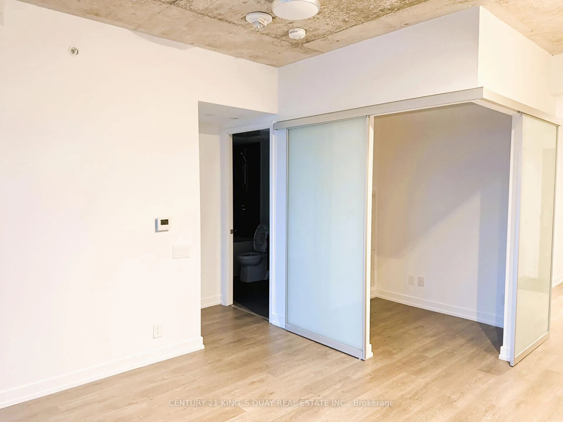 Photo 9 of Unit 3201, 161 Roehampton Avenue, Toronto, Mount Pleasant East — HOMEH
