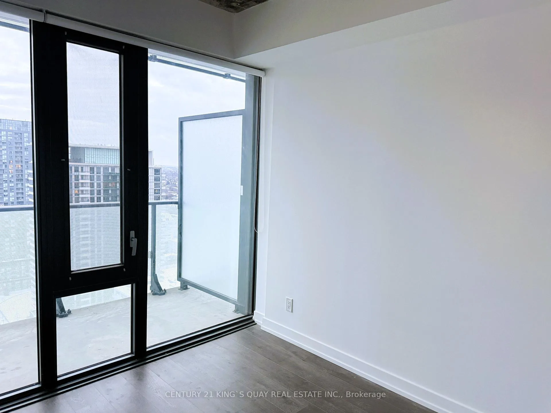 Photo 12 of Unit 3201, 161 Roehampton Avenue, Toronto, Mount Pleasant East — HOMEH