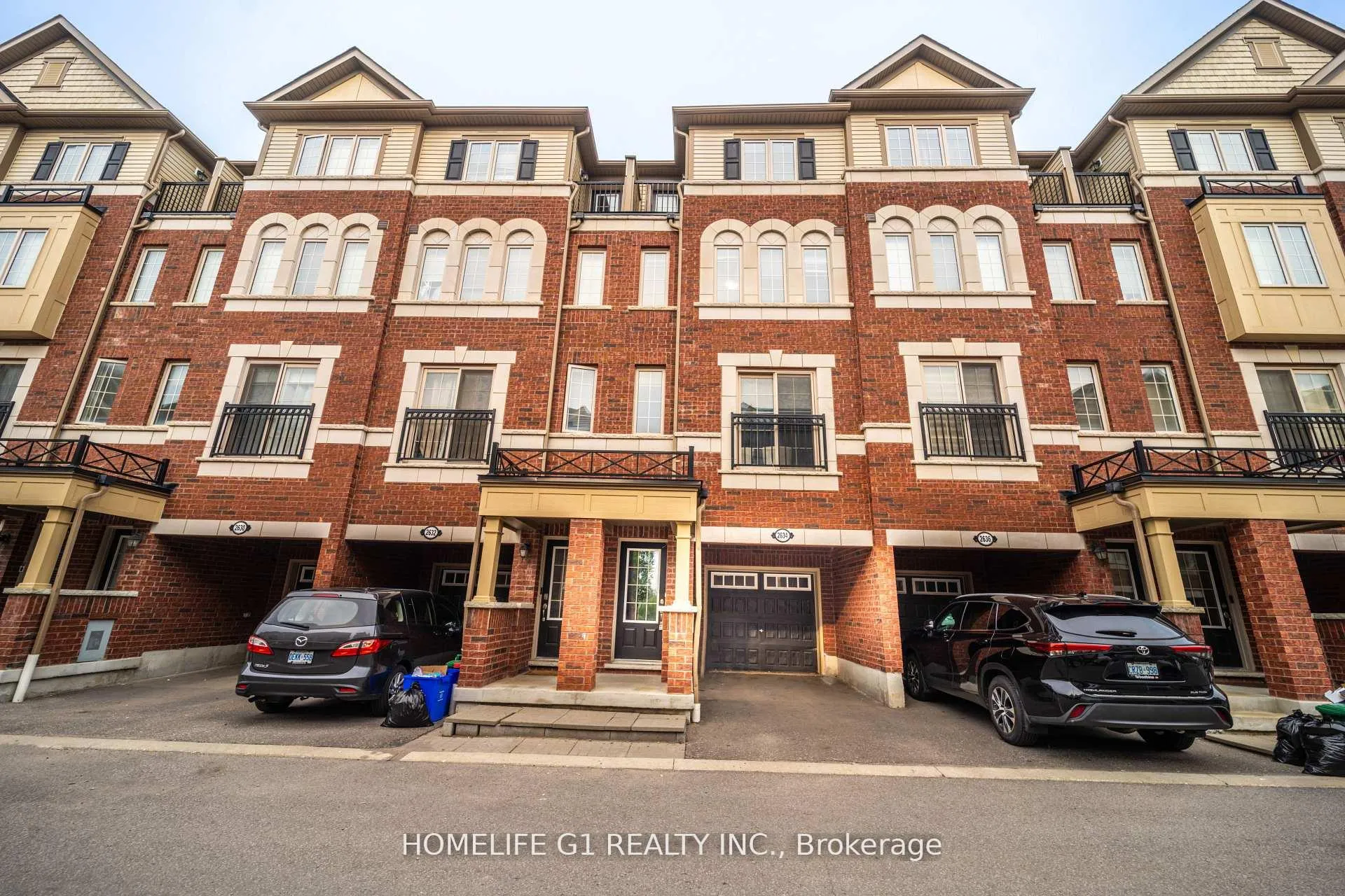Photo 4 of Unit 108, 2634 Deputy Minister Path, Oshawa, Windfields — HOMEH