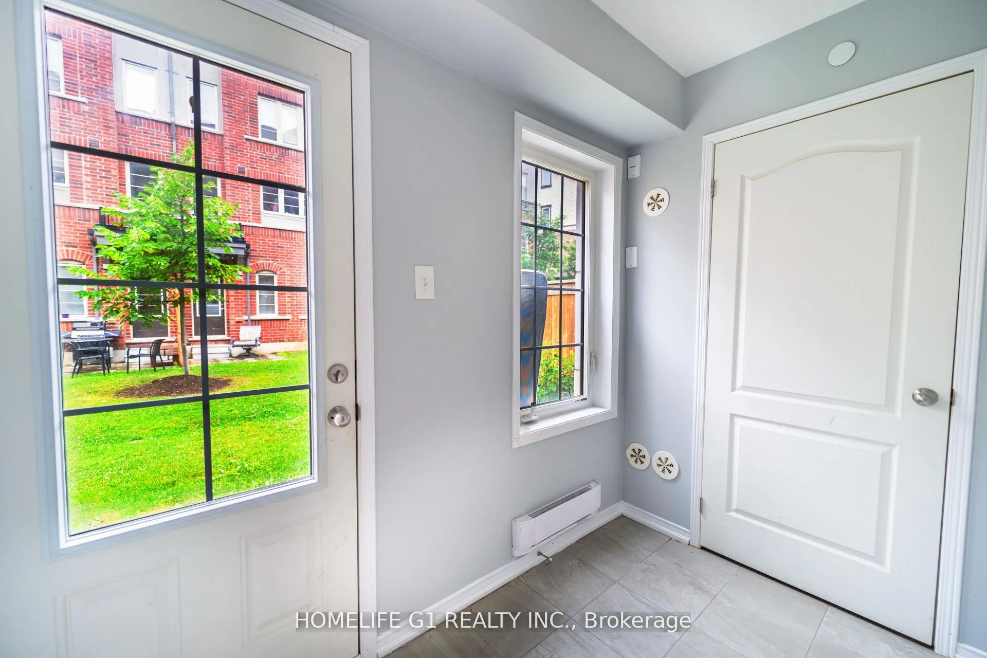 Photo 17 of Unit 108, 2634 Deputy Minister Path, Oshawa, Windfields — HOMEH