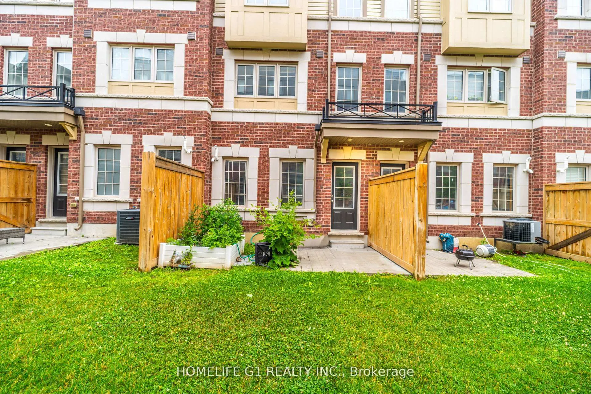 Photo 18 of Unit 108, 2634 Deputy Minister Path, Oshawa, Windfields — HOMEH