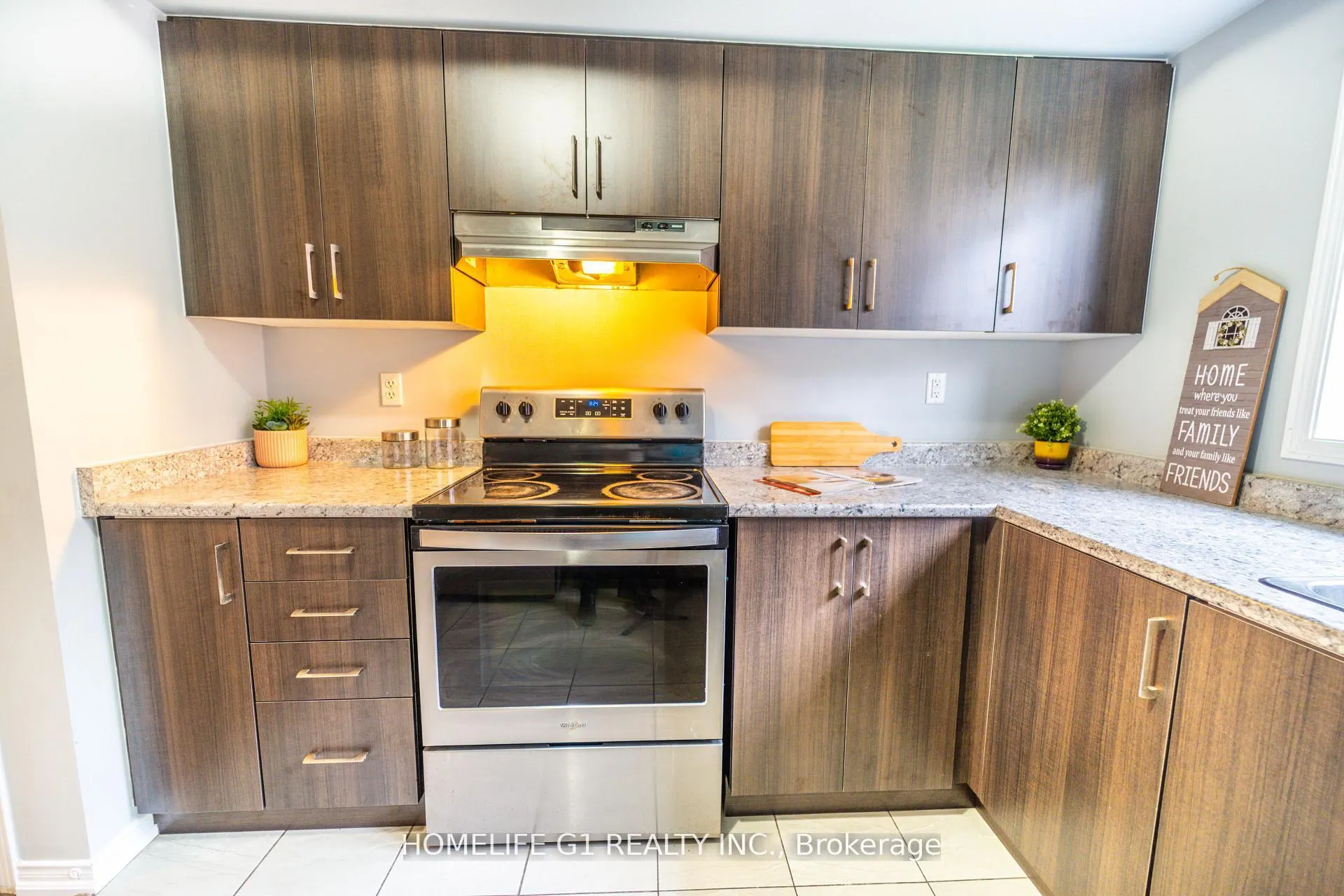 Photo 19 of Unit 108, 2634 Deputy Minister Path, Oshawa, Windfields — HOMEH