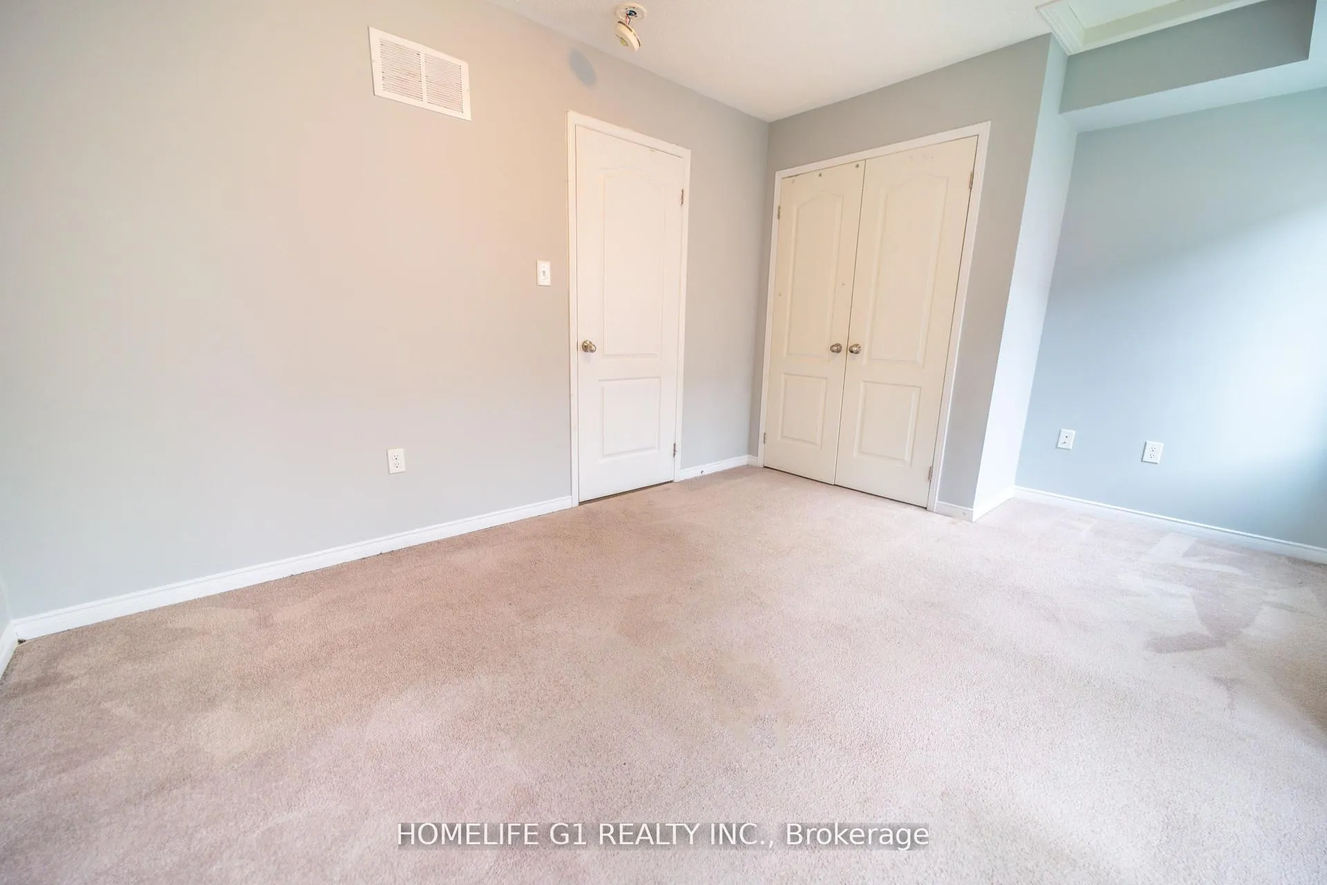 Photo 33 of Unit 108, 2634 Deputy Minister Path, Oshawa, Windfields — HOMEH