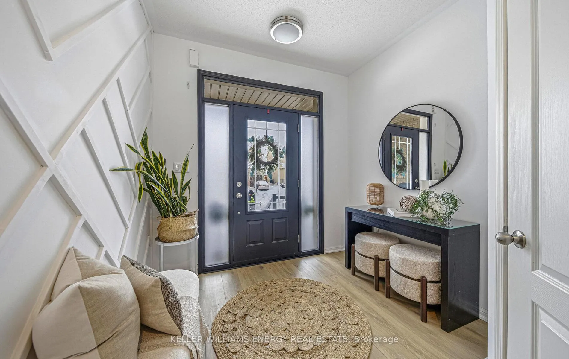 Photo 4 of 17 Don Hadden Crescent, Brock, Sunderland — HOMEH