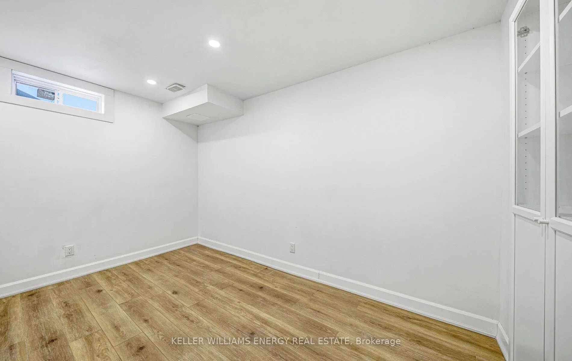 Photo 35 of 17 Don Hadden Crescent, Brock, Sunderland — HOMEH